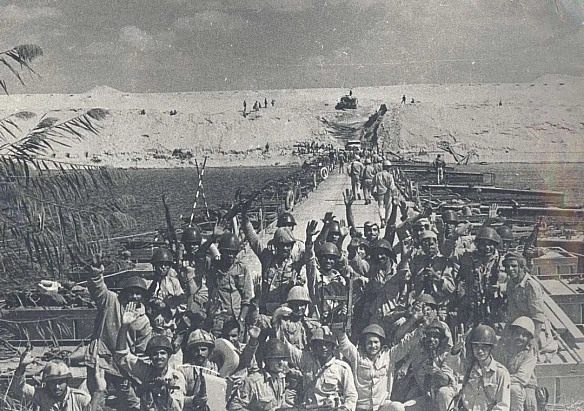 6 жовтня 1973 р. в день єврейського свята Йом кіпур Єгипет і Сирія напали на Ізраїль, прагнучи повернути території, захоплені ни... - WAS на we.ua