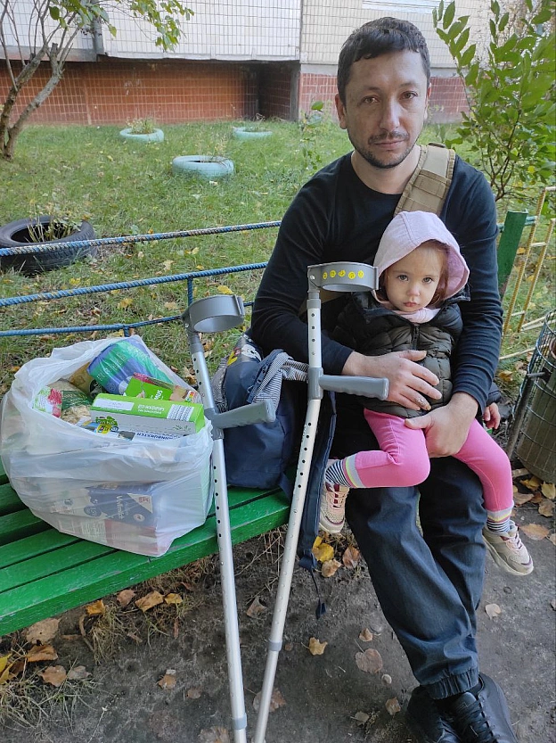 Ми зустрічали особливу родину: двох братів з сім’ями, один з яких – наш захисник, який отримав поранення на фронті. Їхнє життя з... - Волонтерська північ на we.ua