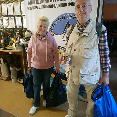 Звітуємо про роботу нашого Банку одягу. Видача відбувалась двома групами по 15 родин. Гості отримали одяг, іграшки, взуття, посу... - Волонтерська північ на we.ua