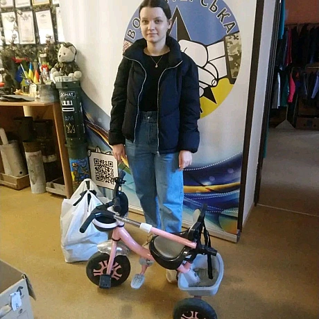 Звітуємо про роботу нашого Банку одягу. Видача відбувалась двома групами по 15 родин. Гості отримали одяг, іграшки, взуття, посу... - Волонтерська північ на we.ua