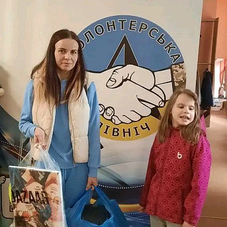 І знову наш Банк одягу відчинив двері для тих, хто цього потребує! Цього разу ми передали речі, які так необхідні родинам ВПО. ... - Волонтерська північ на we.ua