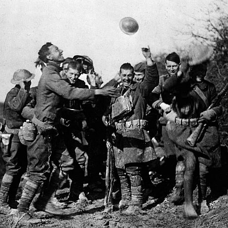 11 листопада 1918 року в Комп\'єні, Франція, було підписано перемир\'я, яке завершило бойові дії Першої світової війни на Західн... - WAS на we.ua