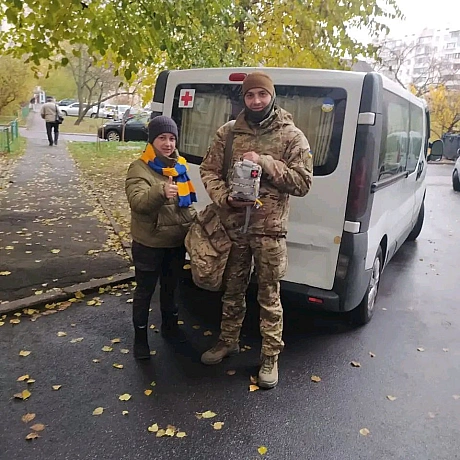Відправили нашого захисника на фронт з повним набором необхідних речей. Крім тактичної аптечки, ми додали в кишені ще багато кор... - Волонтерська північ на we.ua