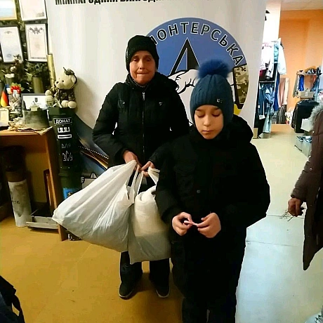 Наш Банк одягу став справжнім оазисом тепла та турботи для родин ВПО! Кожен відвідувач знайшов речі, які допоможуть їм почуватис... - Волонтерська північ на we.ua