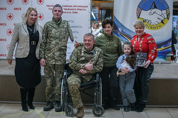 7 грудня, з нагоди відзначення Дня Збройних Сил України наш благодійний фонд спільно з Оболонська районна організація Товариства... - Волонтерська північ на we.ua