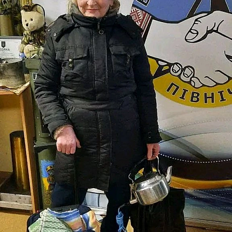 Наш #Банкодягу працював для родин ВПО - кожен відвідувач знайшов щось за своїми потребами🙂 ми дуже дякуємо всім, хто підтримує н... - Волонтерська північ на we.ua