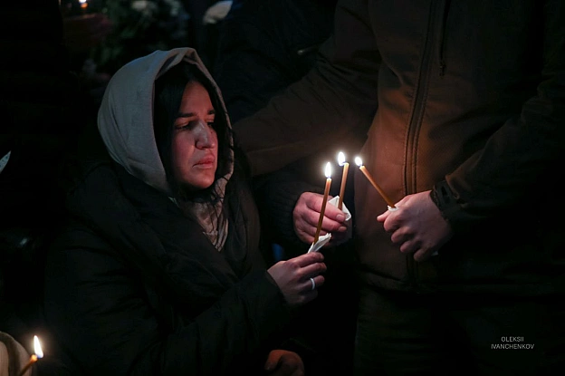 У Києві в Михайлівському золотоверхому монастирі попрощалися з військовослужбовцем Сил спеціальних операцій Горбатенком Олександ... - Репортер інформує на we.ua