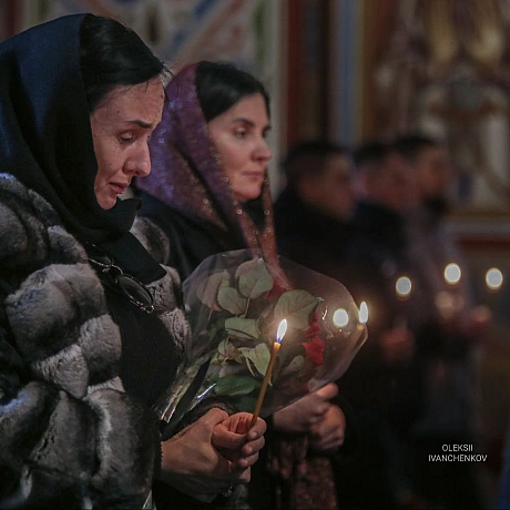 У Києві в Михайлівському золотоверхому монастирі попрощалися з військовослужбовцем Сил спеціальних операцій Горбатенком Олександ... - Репортер інформує на we.ua