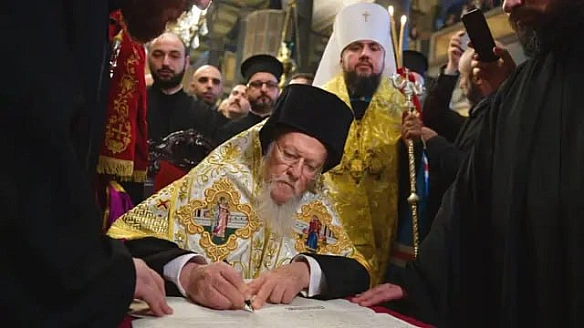 5 січня 2019 року Вселенський Патріарх Варфоломій підписав Томос про автокефалію Православної Церкви України. Цей документ офіці... - WAS на we.ua