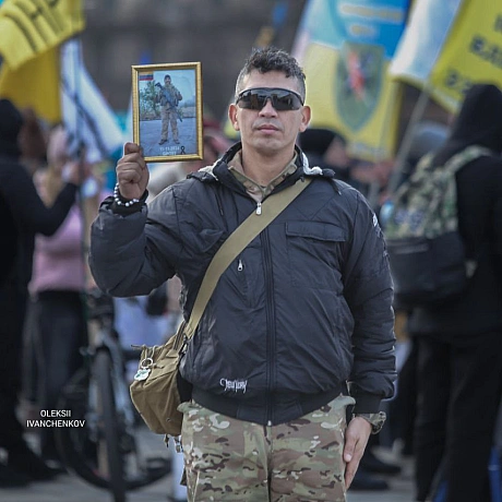 Київ об’єднався в болючій єдності.Акція \