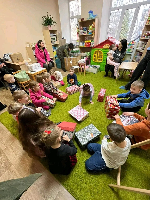 Наша команда відвідала Центр підтримки родин впо з Маріуполя 