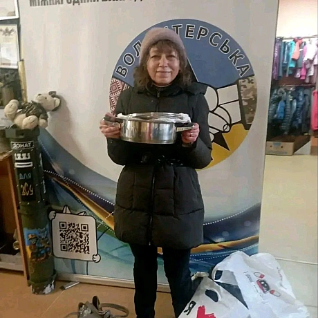 ✨ Ще один п’ятничний день у нашому Банку одягу завершився на теплій ноті! Хоча відвідувачів було небагато, кожна усмішка та слов... - Волонтерська північ на we.ua
