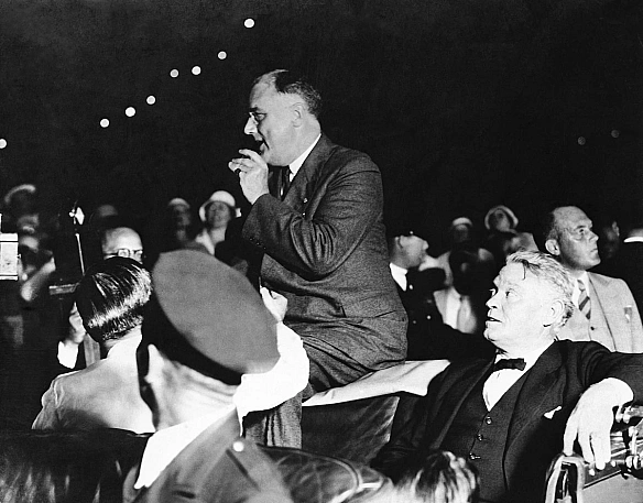 15 лютого 1933 року в Маямі італійський анархіст Джузеппе Зангара здійснив замах на життя новообраного президента США Франкліна ... - WAS на we.ua