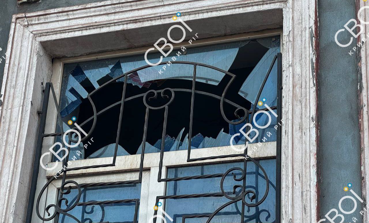 Дві ракети, 5 постраждалих, 1 загиблий,  пошкоджені будівлі, азс і православний храм (як по-християнськи, скажіть)

https://t.me... - їж, читай, смійся on weua.dev