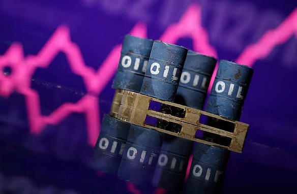 Китайські держкомпанії обмежили імпорт нафти з РФ через санкційні ризики - ReutersSinopec і Zhenhua Oil припинили закупівлі ро... - Ціна Держави на we.ua