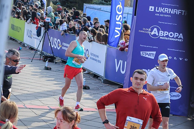 Сьогодні Київ зарядився енергією! Перший етап бігової ліги \