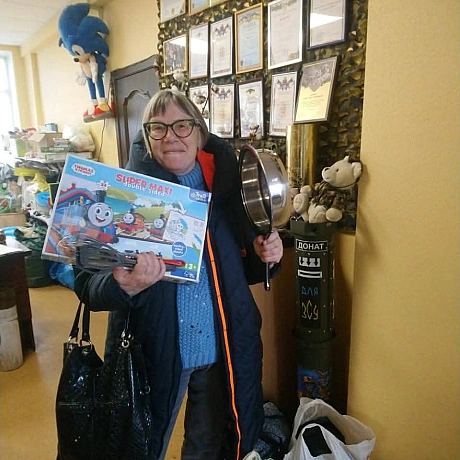 Наш Банк одягу відвідали родини ВПО, які отримали необхідний одяг, взуття, побутові речі та іграшки для дітей.Ми щиро раді, що ... - Волонтерська північ на we.ua