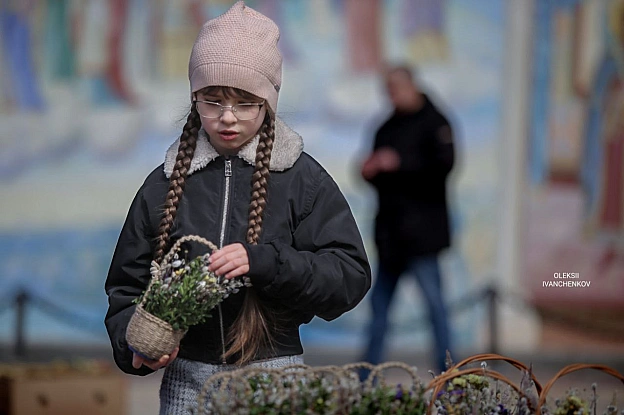 Сумна Вербна неділяКиїв. Михайлівський собор#роботарепортер #вербнанеділя #михайлівськийсобор - Репортер інформує на we.ua