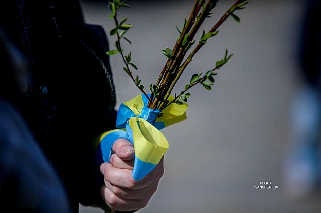 Сумна Вербна неділяКиїв. Михайлівський собор#роботарепортер #вербнанеділя #михайлівськийсобор - Репортер інформує на we.ua