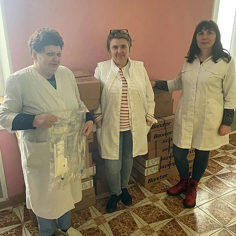 Днями ми розповідали про відправку рідкого харчування для лежачих хворих у Херсонську лікарню та шин для військового авто на Дон... - Волонтерська північ на weua.dev