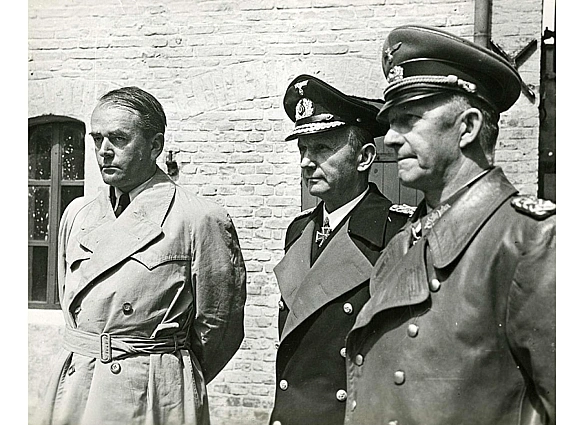 23 травня 1945 року у місті Фленсбург, Німеччина, союзники заарештували трьох ключових представників нацистського керівництва — ... - WAS на we.ua