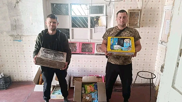 Волонтерська північ на we.ua