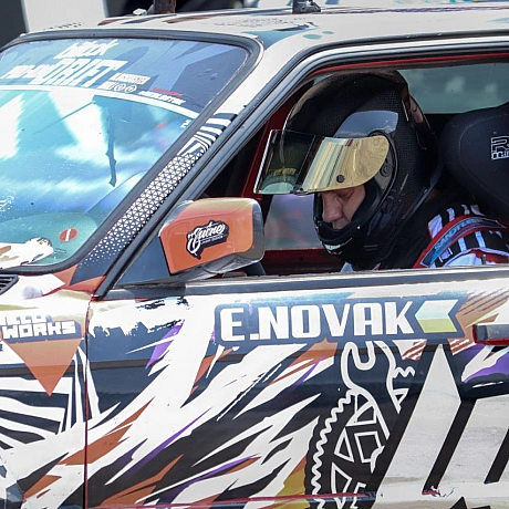Bitlook Pro-Am Drift: Адреналін та підтримка! 🏎️💨Цьогорічний Раунд 2 Bitlook Pro-Am Drift – це вибух емоцій та майстерності пі... - Репортер інформує на we.ua