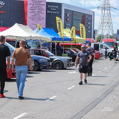Bitlook Pro-Am Drift: Адреналін та підтримка! 🏎️💨Цьогорічний Раунд 2 Bitlook Pro-Am Drift – це вибух емоцій та майстерності пі... - Репортер інформує на we.ua