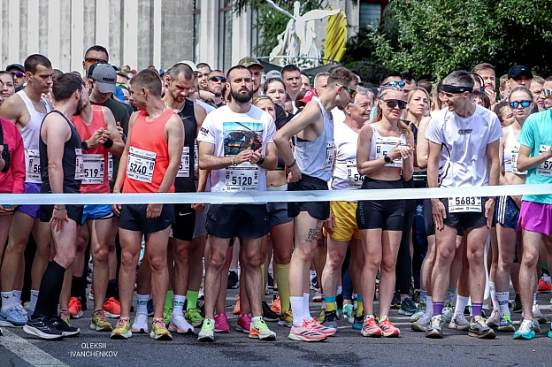 Забіг Честі ім. Рекрута! 🏃‍♀️🏃‍♂️🇺🇦Цей забіг — це більше, ніж дистанція. Це маніфест волі, витривалості та незламності. Долучиа... - Репортер інформує on we.ua