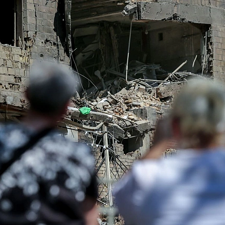 Київ: Наслідки нічної атаки. 💔🇺🇦Столиця зазнала масованої атаки. Є постраждалі та руйнування.Але Українці незламні, всі комун... - Репортер інформує на we.ua