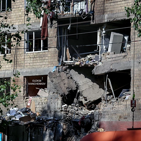 Київ: Наслідки нічної атаки. 💔🇺🇦Столиця зазнала масованої атаки. Є постраждалі та руйнування.Але Українці незламні, всі комун... - Репортер інформує на we.ua