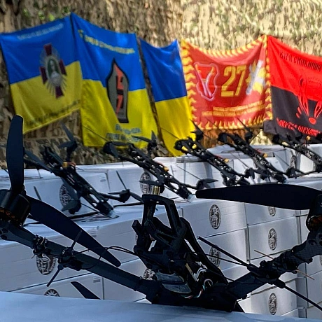Віталій Кличко: Громада столиці продовжує допомагати військовим. І сьогодні бійцям 12-го армійського корпусу ЗСУ передав на найг... - КМДА – офіційний канал на we.ua