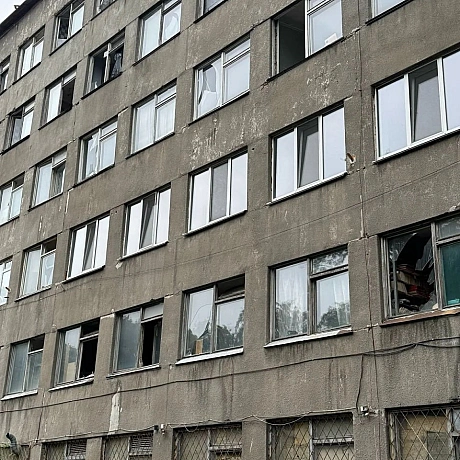 Проти ночі 31 липня Росія здійснила масштабну атаку на Київ, внаслідок якої, зокрема, постраждала Національна кіностудія імені Д... - WAS на we.ua