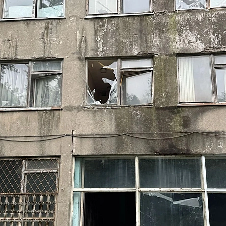 Проти ночі 31 липня Росія здійснила масштабну атаку на Київ, внаслідок якої, зокрема, постраждала Національна кіностудія імені Д... - WAS на we.ua