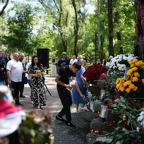 🙏2 серпня 2025 року, у Міжнародний день памʼяті жертв геноциду ромів, у виставковому центрі «Жива памʼять» Національного історик... - Український інститут національної пам'яті на we.ua