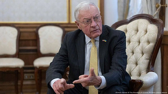 Спецпредставника США з питань України та росії Кіта Келлога не включили до складу делегації для переговорів з росією на Алясці... - UkraineNow on we.ua