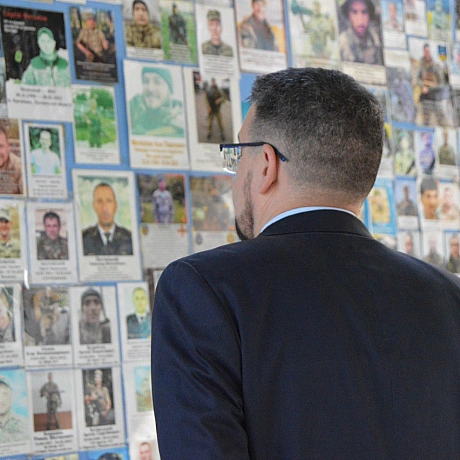 У День пам’яті загиблих Захисників України, Голова та співробітники Українського інституту національної пам’яті вшанували україн... - Український інститут національної пам'яті на we.ua
