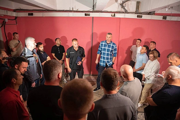 Віталій Кличко: Виїхали разом із головами районів столиці оглянути укриття в Солом'янському районі, які знаходяться в неналежном... - КМДА – офіційний канал на we.ua