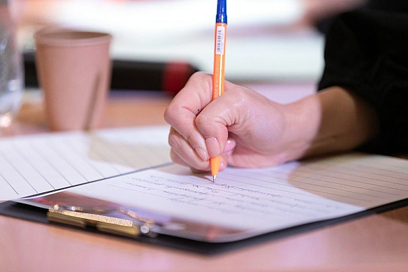 🖋Всеукраїнський радіодиктант національної єдності – вже 27 жовтня✍️Авторкою тексту стала письменниця, перекладачка та асоційов... - КМДА – офіційний канал на we.ua