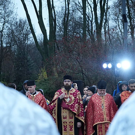 БІЛЯ МЕМОРІАЛУ ГОЛОДОМОРУ ВІДБУЛАСЯ СПІЛЬНА ПАНАХИДАСьогодні на території Національного музею Голодомору-геноциду відбулася сп... - Український інститут національної пам'яті on we.ua