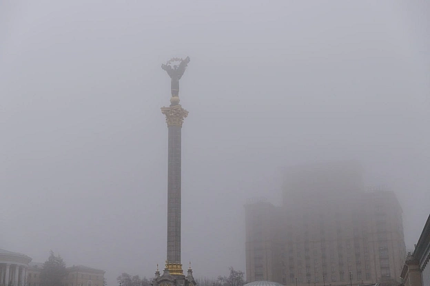 🌫У Києві до кінця дня 1 грудня, вночі та в першій половині дня 2 грудня туман – УкргідрометцентрВидимість – 200-500 м (І рівен... - КМДА – офіційний канал на we.ua
