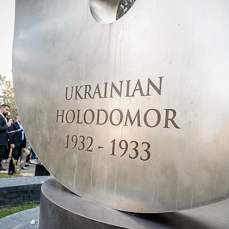 ГОЛОС ІСТОРІЇ УКРАЇНИ В ЄРУСАЛИМІ: В ІЗРАЇЛІ ВІДКРИЛИ ПАМ’ЯТНИК ГОЛОДОМОРУВ Єрусалимі відкрили перший в Ізраїлі пам’ятник жерт... - Український інститут національної пам'яті on we.ua
