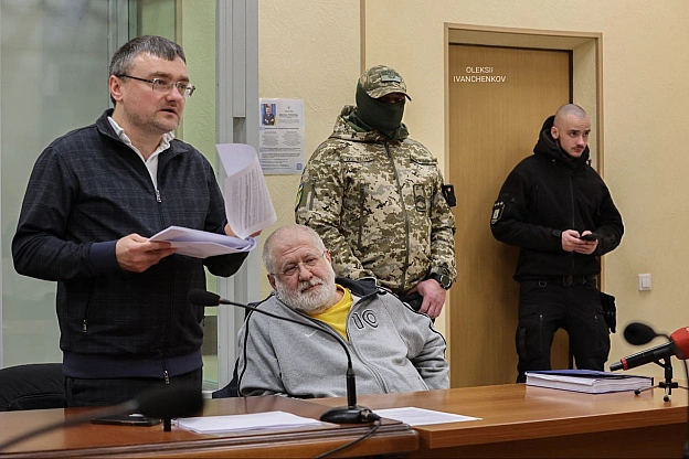 ​⚡️ Коломойський залишається в СІЗО: рішення апеляційного суду​Київський апеляційний суд відмовив у задоволенні скарги захисту ... - Репортер інформує on we.ua