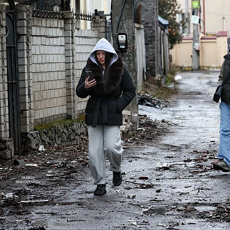 Дніпровський район Києва. Пряме влучання «шахеда» у житловий будинок.​Власник оселі, Олександр, чудом залишився живим. Дрон вл... - Репортер інформує на we.ua