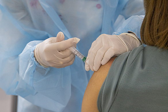 💉У Києві дівчата віком 9–14 років можуть безплатно вакцинуватися проти вірусу папіломи людини за кошти міського бюджетуСтоличн... - КМДА – офіційний канал on we.ua