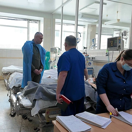 Віталій Кличко: Перевірив, як працює резервне живлення в медзакладах столиціЗокрема, відвідав одну з великих опорних лікарень.... - КМДА – офіційний канал on we.ua