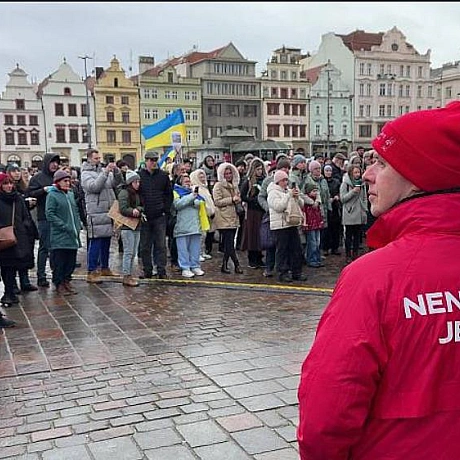 По всій Чехії відбулися збори активістів «На захист України». Учасниками стали чеські організації гуманітарної допомоги. ДрукАрм... - ДрукАрмія on we.ua