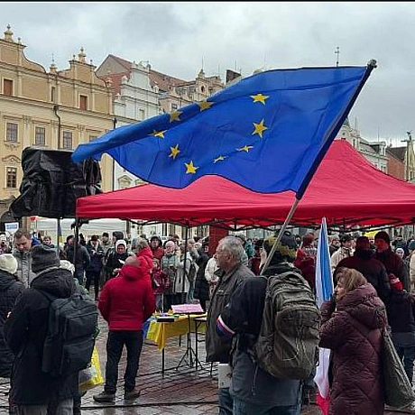 По всій Чехії відбулися збори активістів «На захист України». Учасниками стали чеські організації гуманітарної допомоги. ДрукАрм... - ДрукАрмія on we.ua