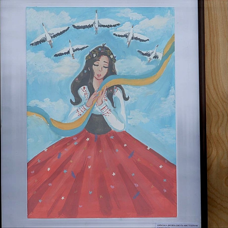 ​4 роки стійкості очима дітей 🇺🇦​У цих роботах — усе наше життя. Зруйновані міста, ракети й водночас неймовірна ніжність: укр... - на we.ua