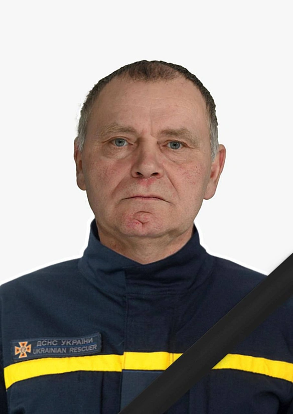 На Сумщині росіяни вбили рятувальника Ворожий FPV-дрон влучив в автомобіль, внаслідок чого загинув Павло Колісник - пожежний-р... - на we.ua